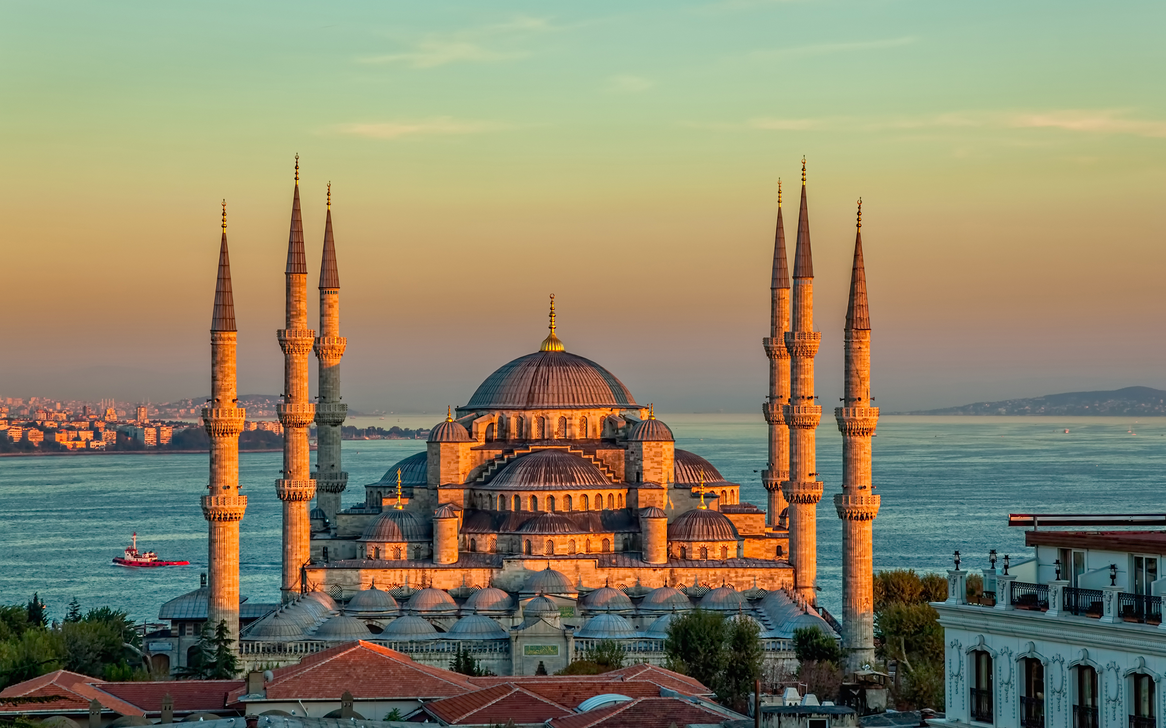 Istanbul_Turkey_Temples_Evening_Sultan_Ahmed_517571_3840x2400.jpg